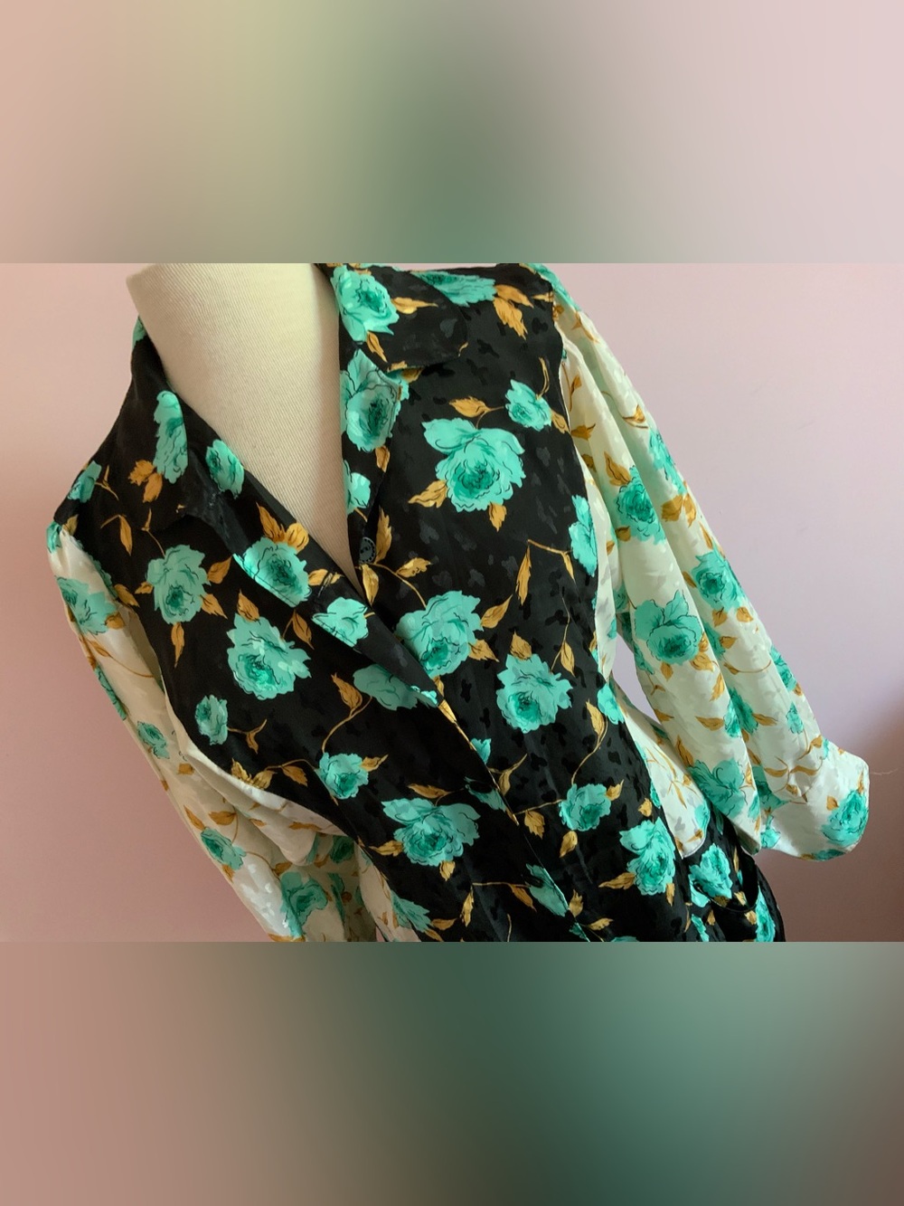 Vintage 80s Floral Long Sleeve Dress in Teal & Black - Picture 2 of 8